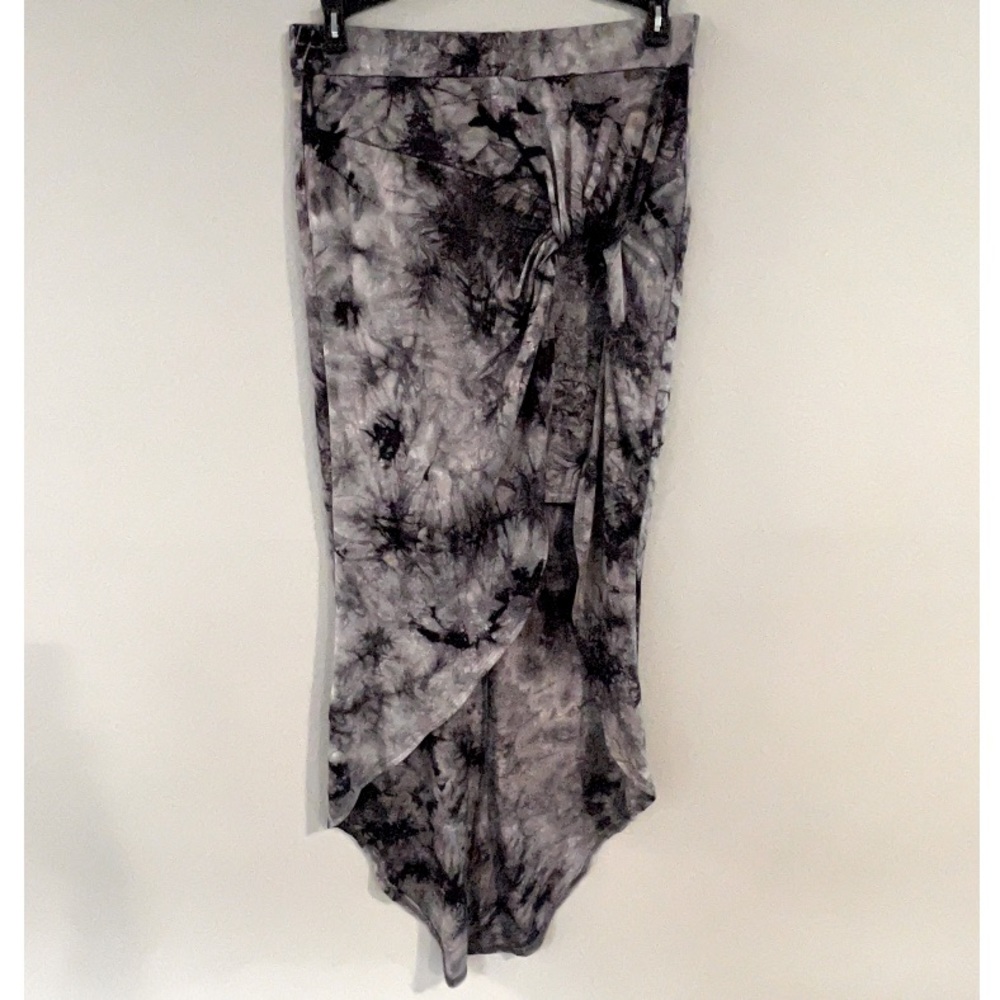 Tie-dye maxi skirt